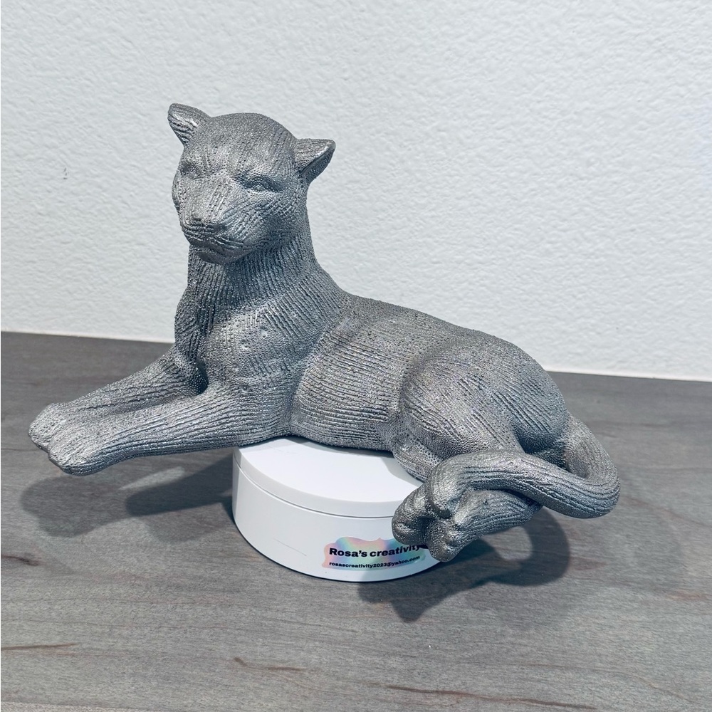 This beautiful Moutline laying leopard would be a wonderful gift